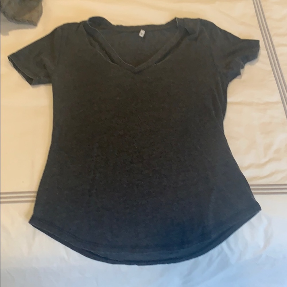 Z supply grey t shirt.  barely worn